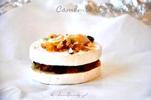 Pieczony Camembert z Bakaliami