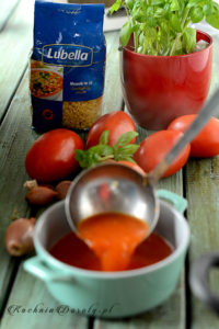 Zupa Pomidorowa ze świeżych pomidorów