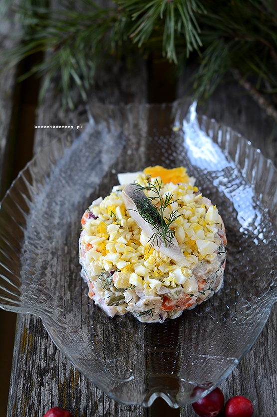 Sałatka Jarzynowa ze Śledziem 